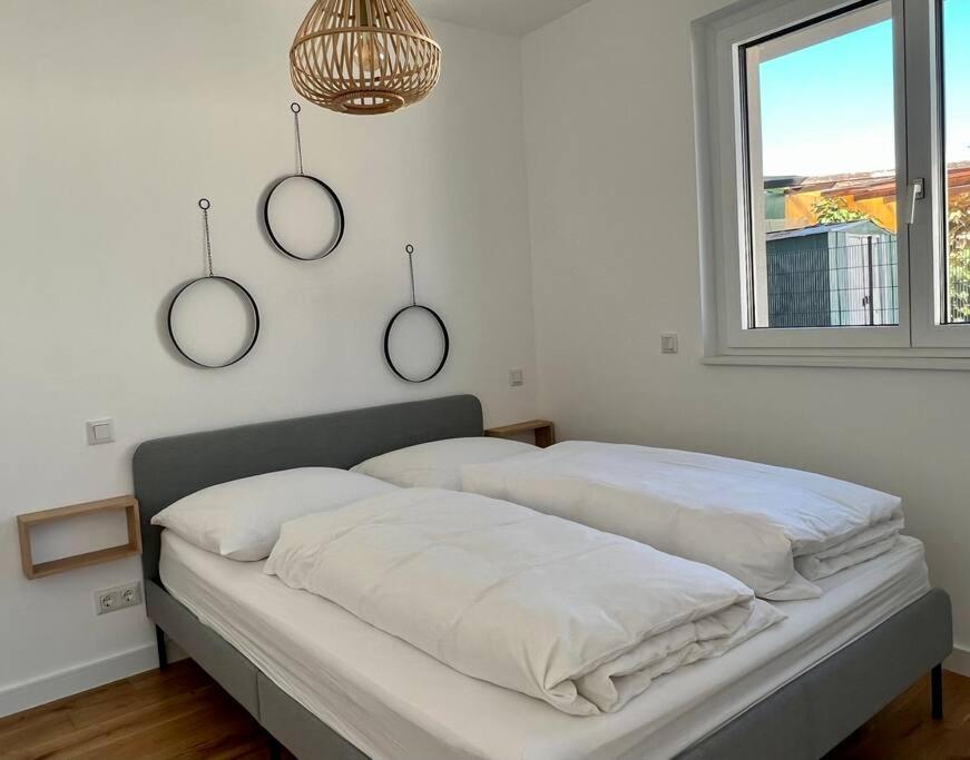 Modern Studio Gardenia_Gartenwohnung Alte Donau Wenen Buitenkant foto
